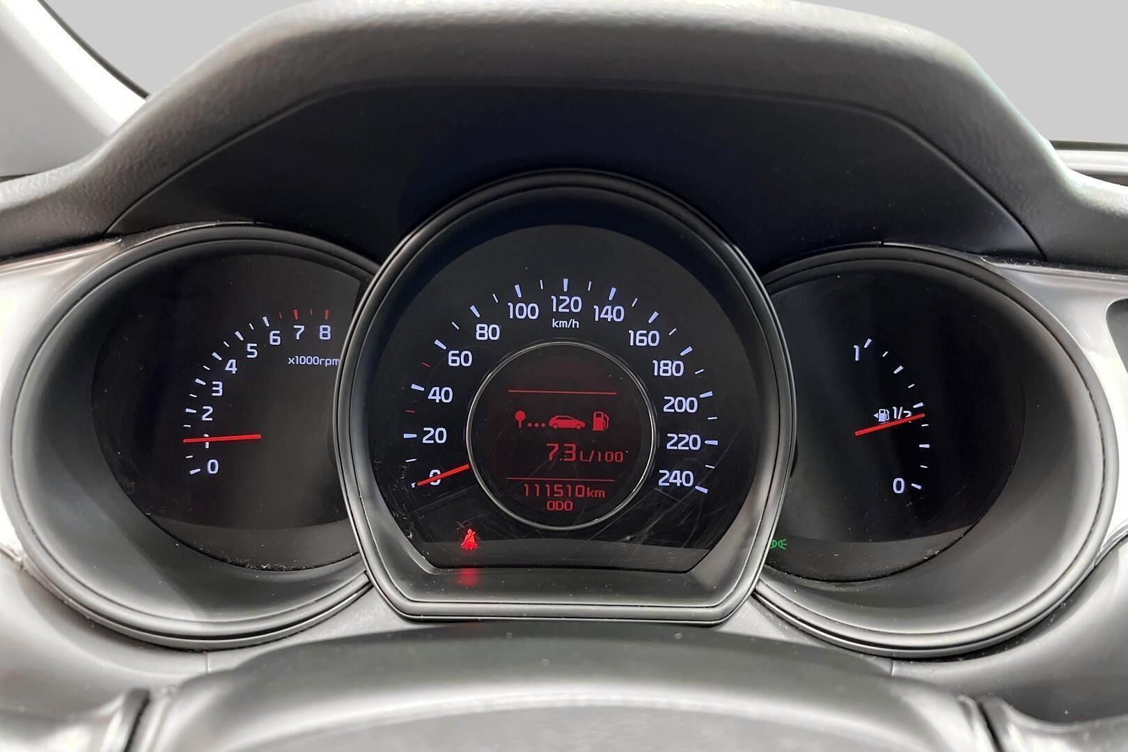 Kia cee'd iso kuva 14