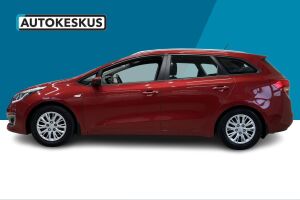 Kia cee'd esikatselu 8