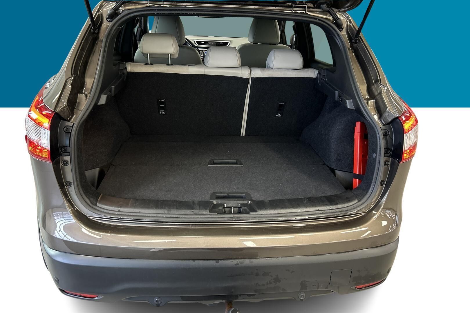 Nissan Qashqai iso kuva 9