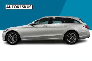 Mercedes-Benz C esikatselu 7