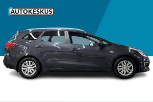 Kia cee'd esikatselu 4