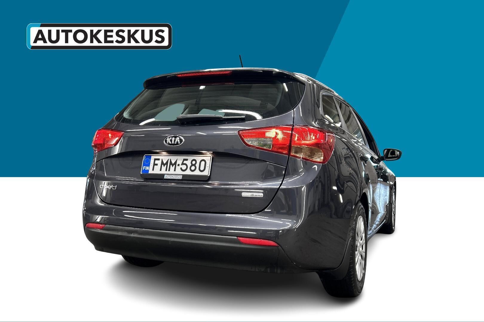 Kia cee'd iso kuva 5