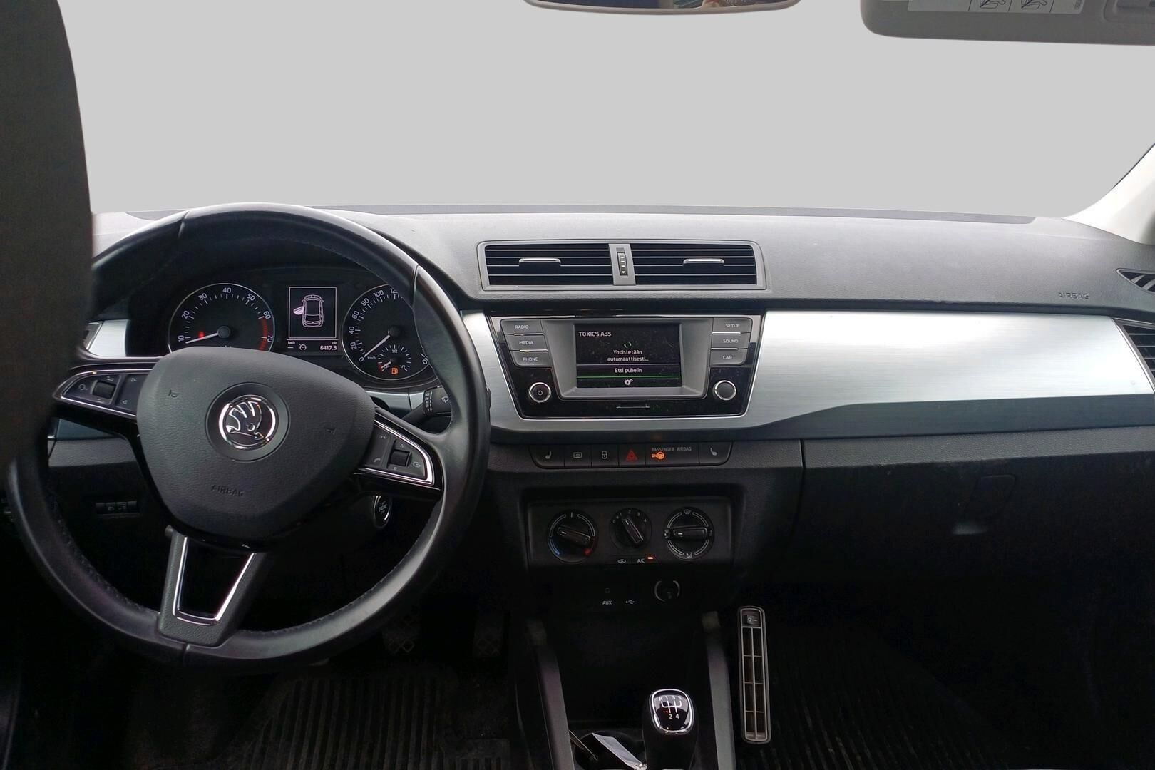 Skoda Fabia iso kuva 2