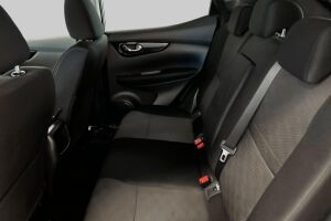 Nissan Qashqai esikatselu 10