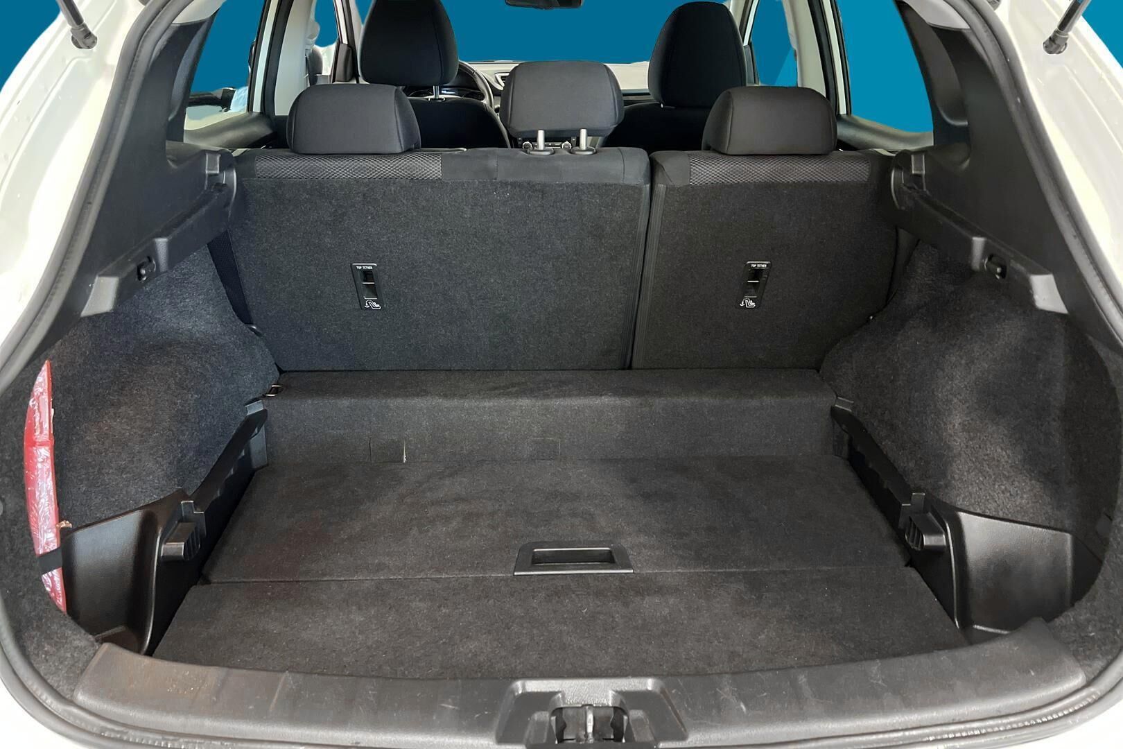 Nissan Qashqai iso kuva 12