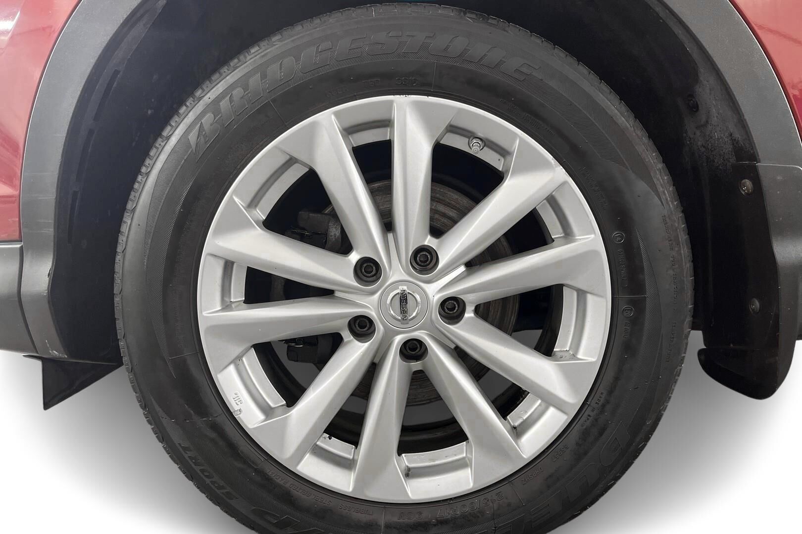 Nissan Qashqai iso kuva 14