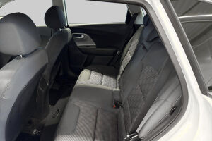 Kia Niro esikatselu 10