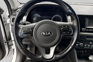 Kia Niro esikatselu 16
