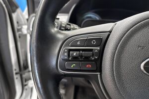 Kia Niro esikatselu 17