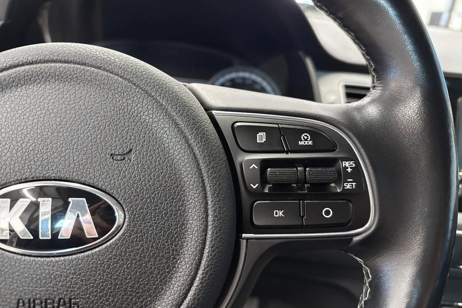 Kia Niro iso kuva 18