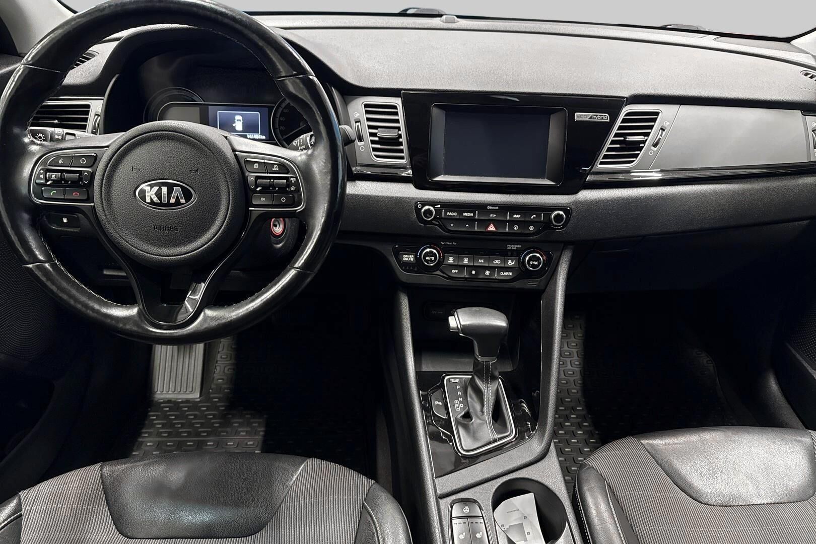 Kia Niro iso kuva 11
