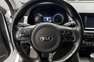 Kia Niro esikatselu 16