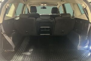 Kia Carens esikatselu 21