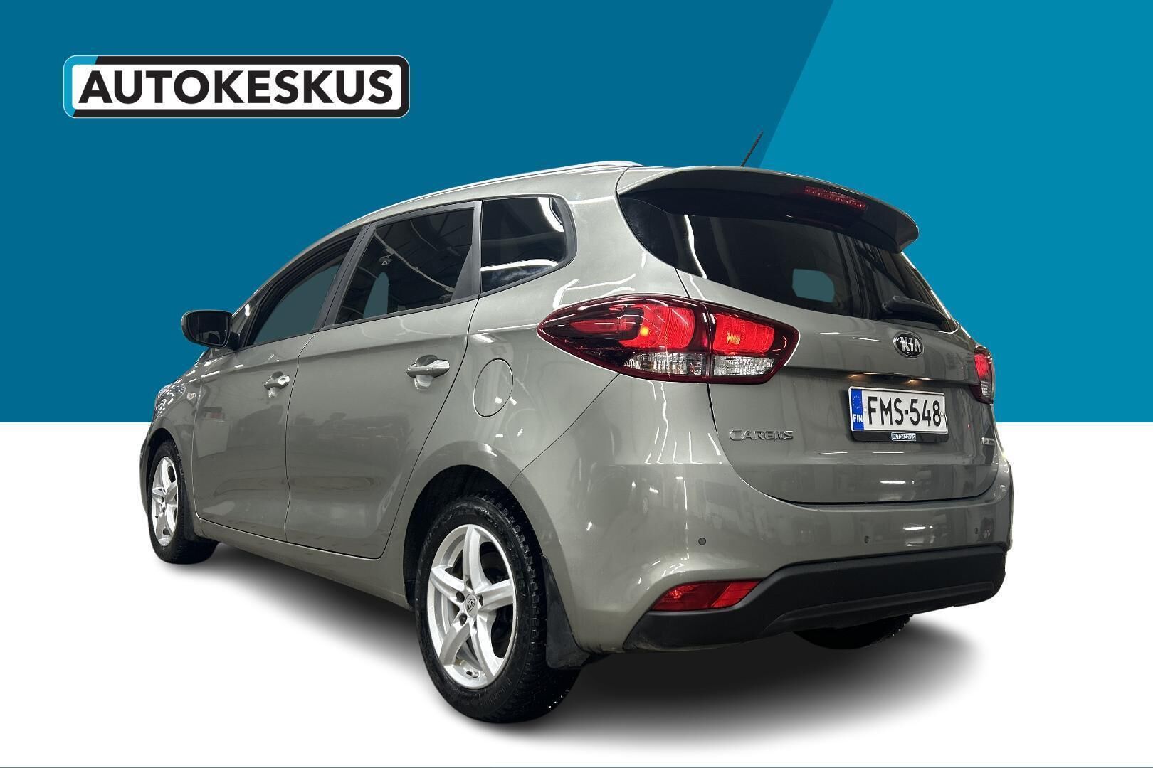 Kia Carens iso kuva 19