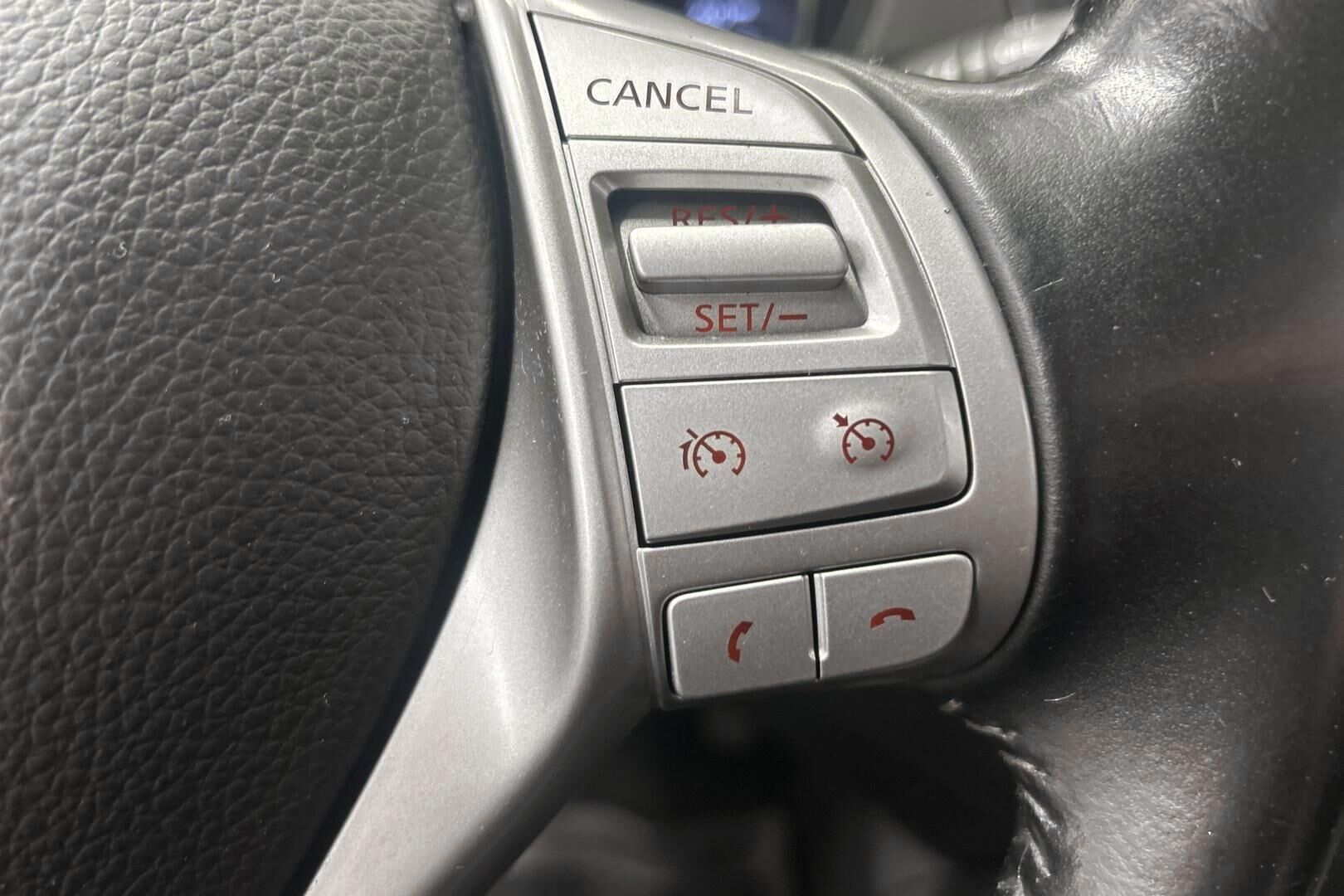 Nissan Qashqai iso kuva 16