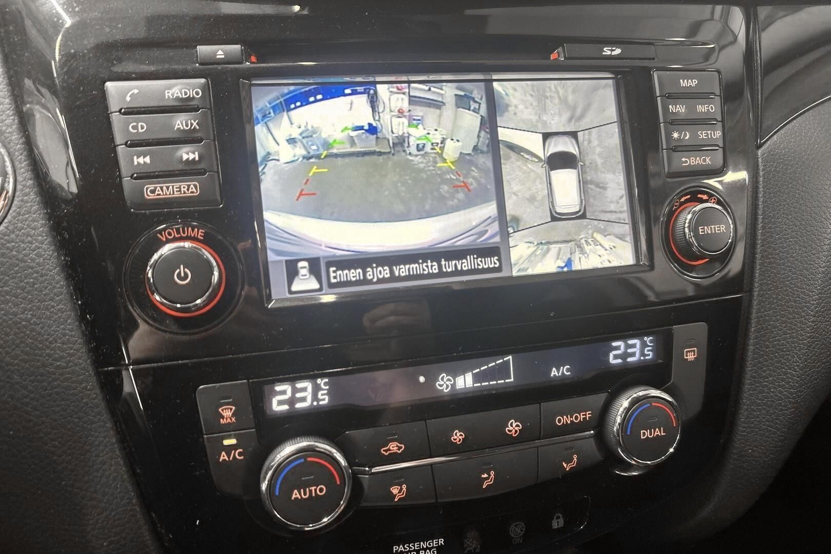Nissan Qashqai iso kuva 20