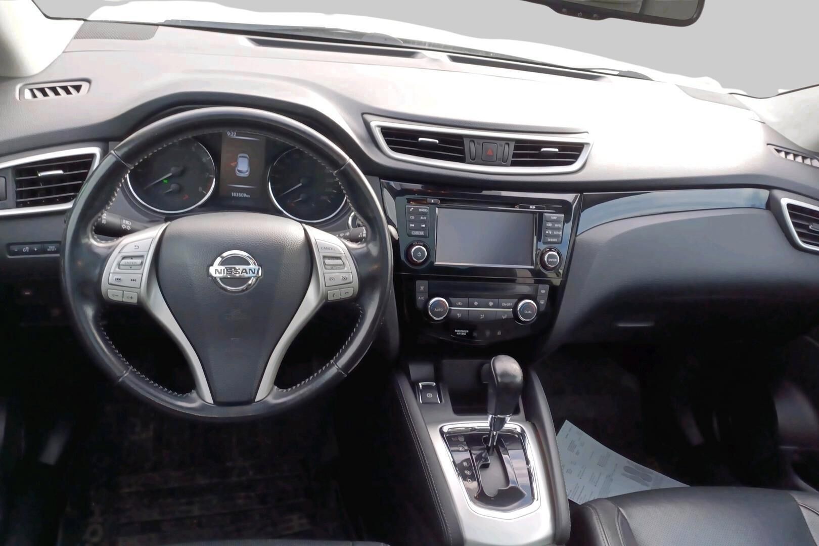 Nissan Qashqai iso kuva 2