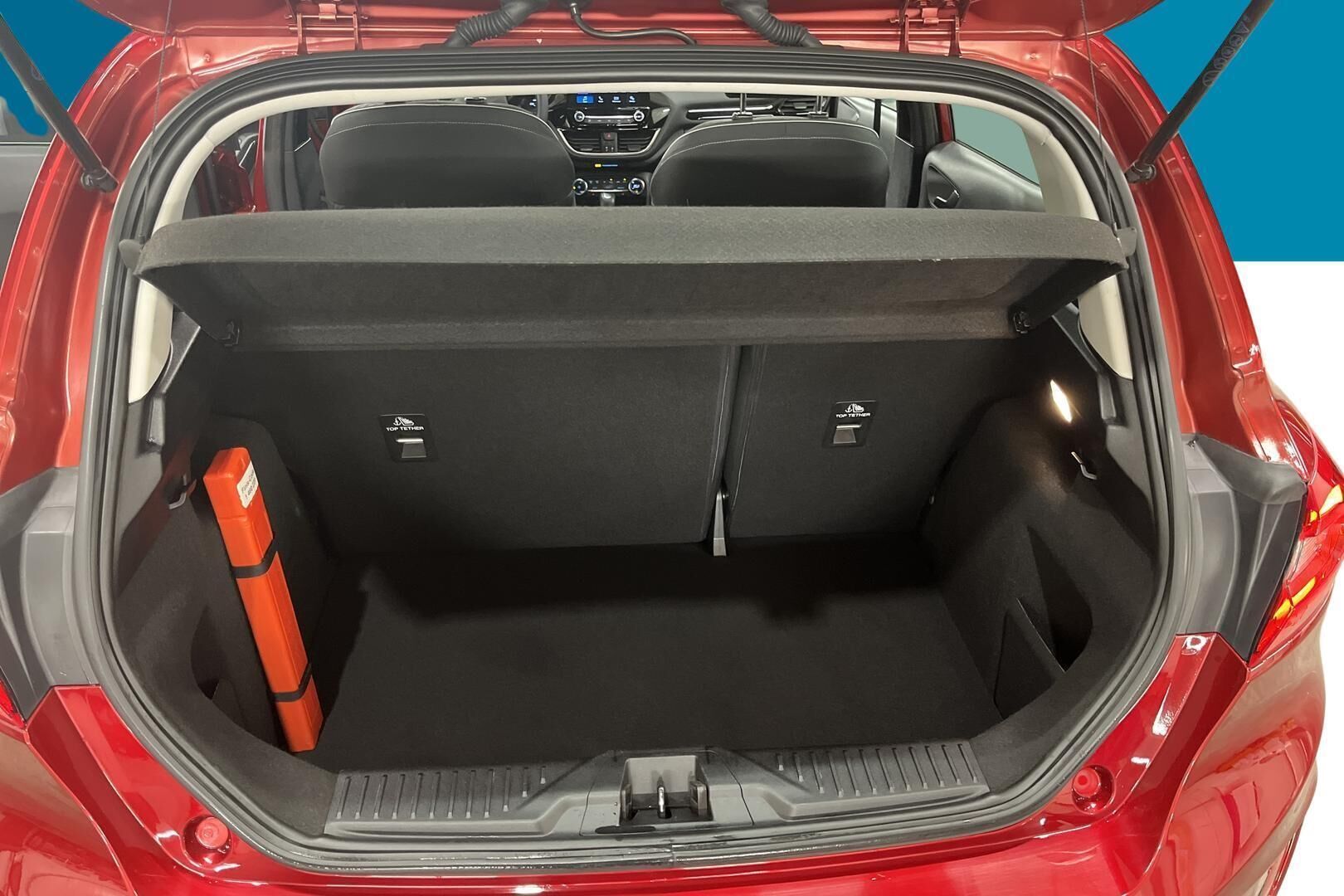 Ford Fiesta iso kuva 12
