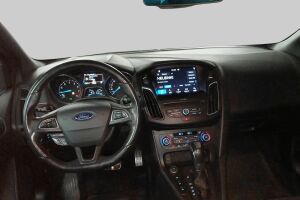 Ford Focus esikatselu 2