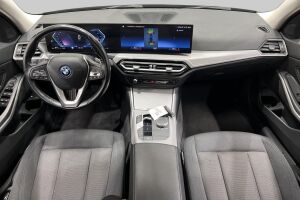 BMW 3-SARJA esikatselu 21