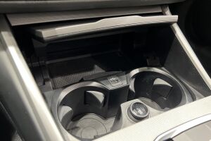 BMW 3-SARJA esikatselu 5