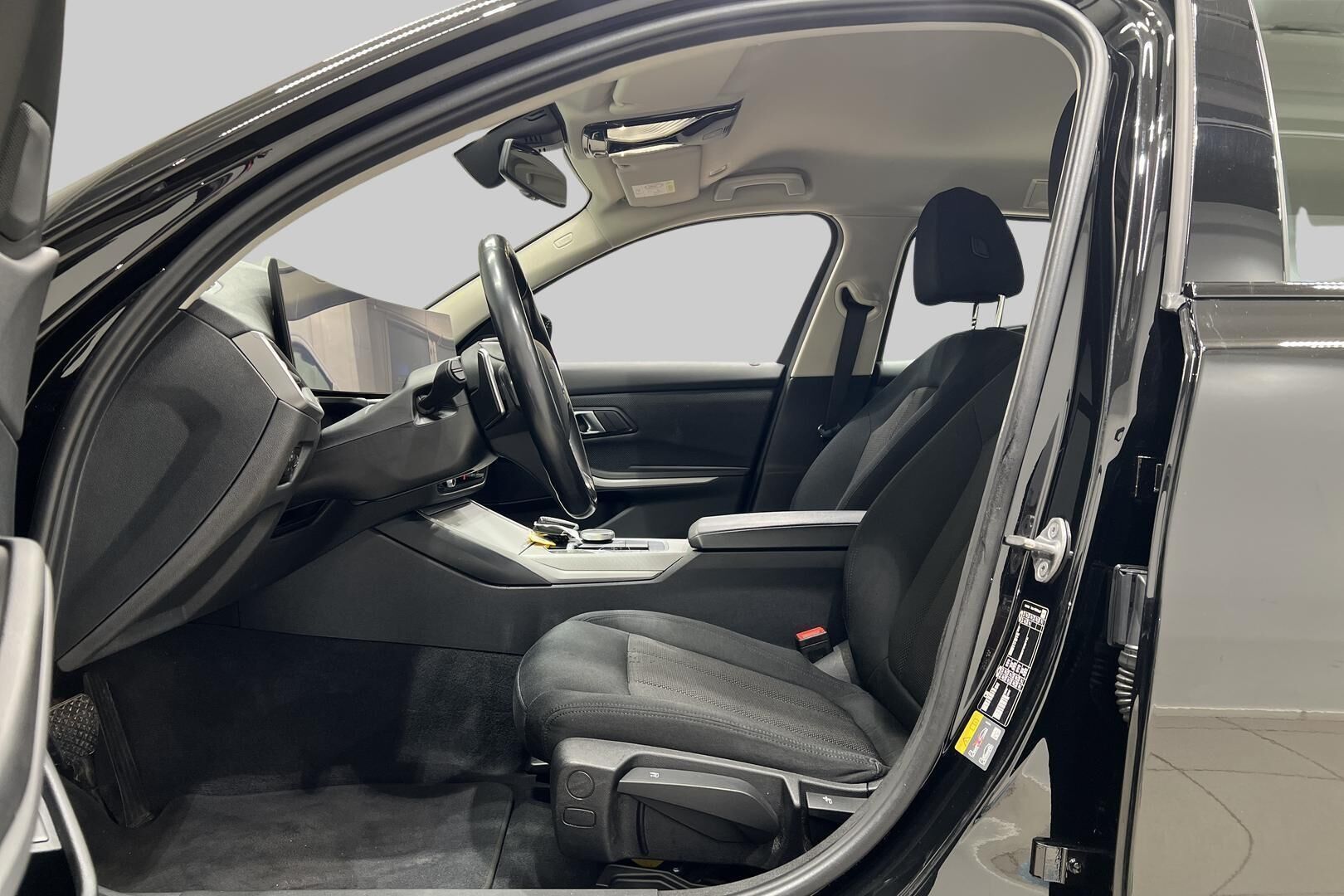 BMW 3-SARJA iso kuva 20