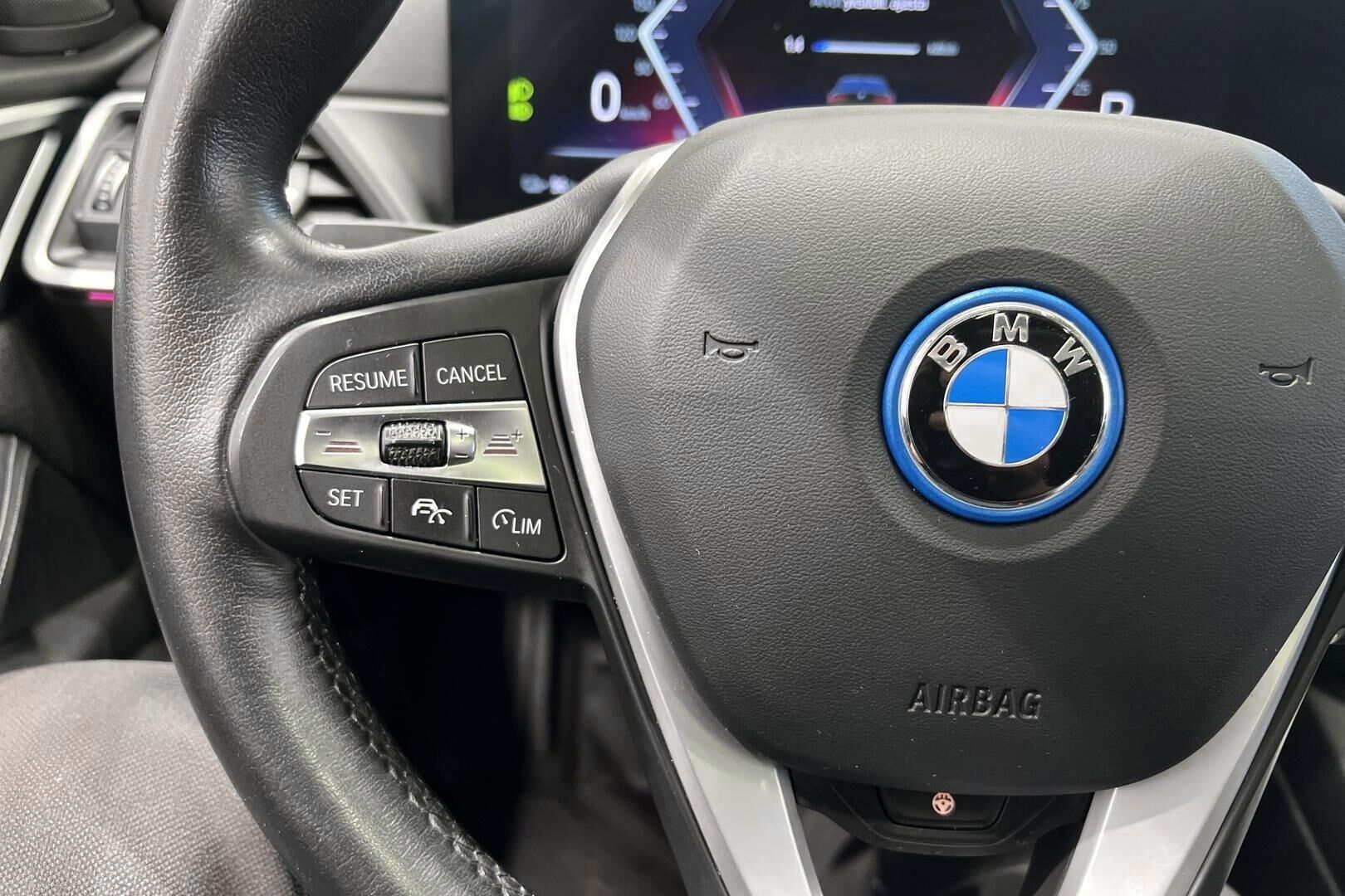 BMW I4 iso kuva 29