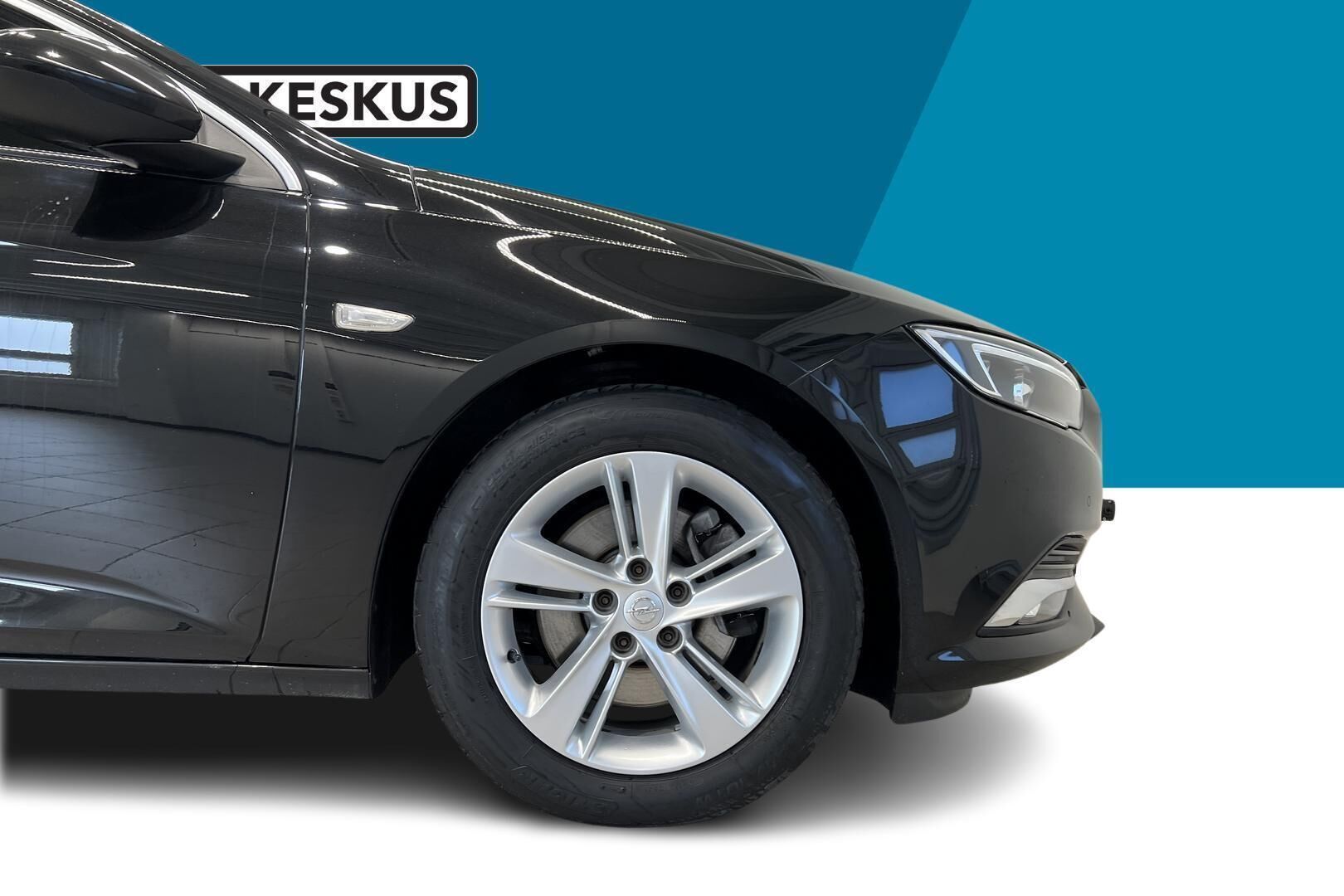 Opel Insignia iso kuva 10
