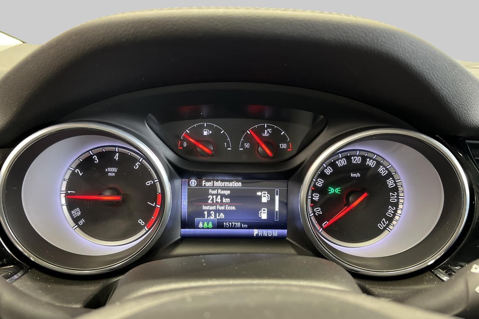 Opel Insignia iso kuva 11
