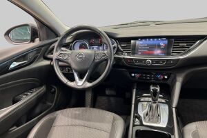 Opel Insignia esikatselu 21