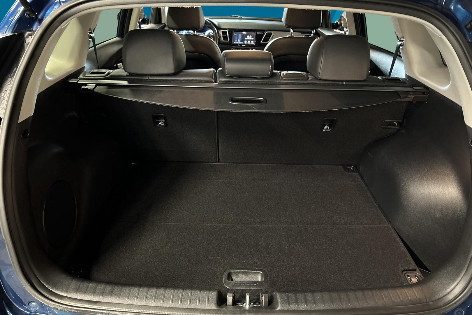 Kia Niro iso kuva 12
