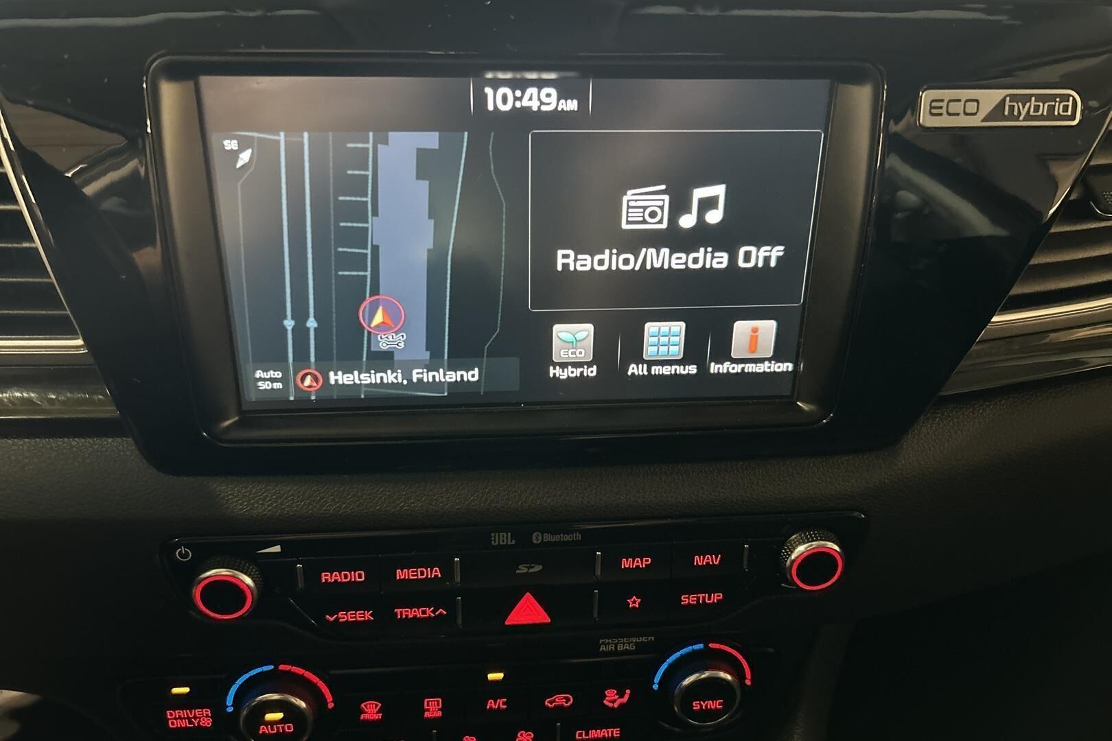 Kia Niro iso kuva 15
