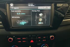 Kia Niro esikatselu 18