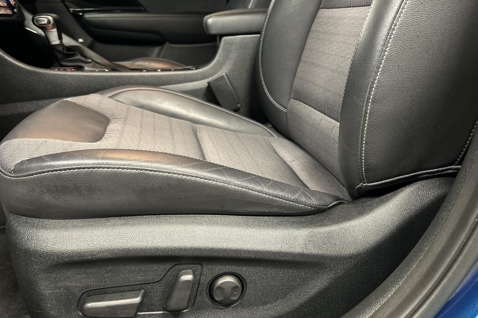 Kia Niro iso kuva 29