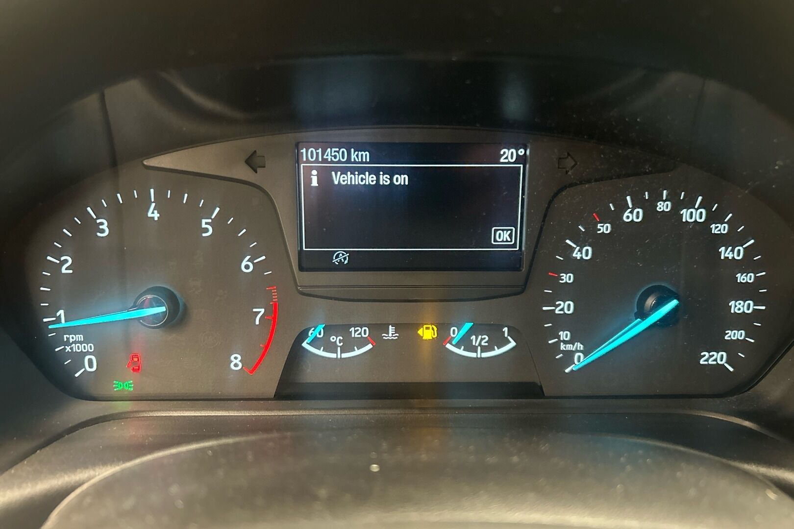 Ford Fiesta iso kuva 15