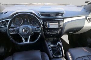 Nissan Qashqai esikatselu 2