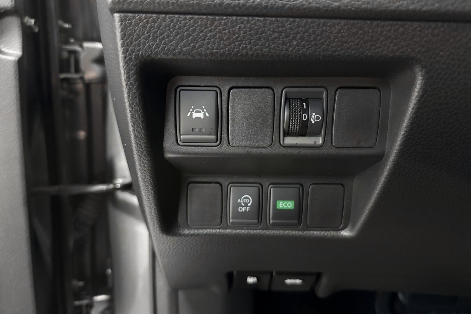 Nissan Qashqai iso kuva 19