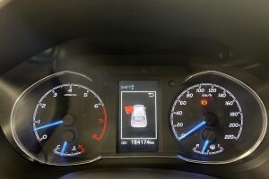 Toyota Yaris esikatselu 10
