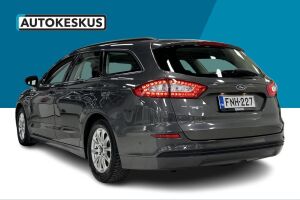 Ford Mondeo esikatselu 6