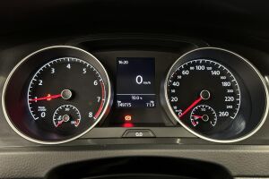 Volkswagen Golf esikatselu 26