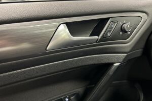 Volkswagen Golf esikatselu 12