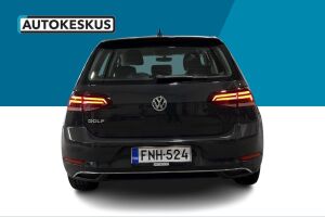 Volkswagen Golf esikatselu 6