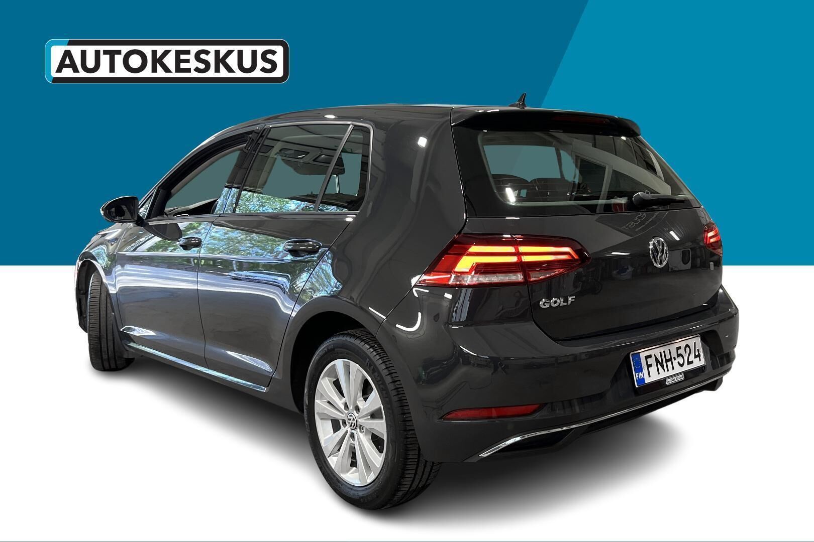 Volkswagen Golf iso kuva 7