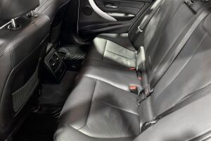 BMW 3-sarja esikatselu 10