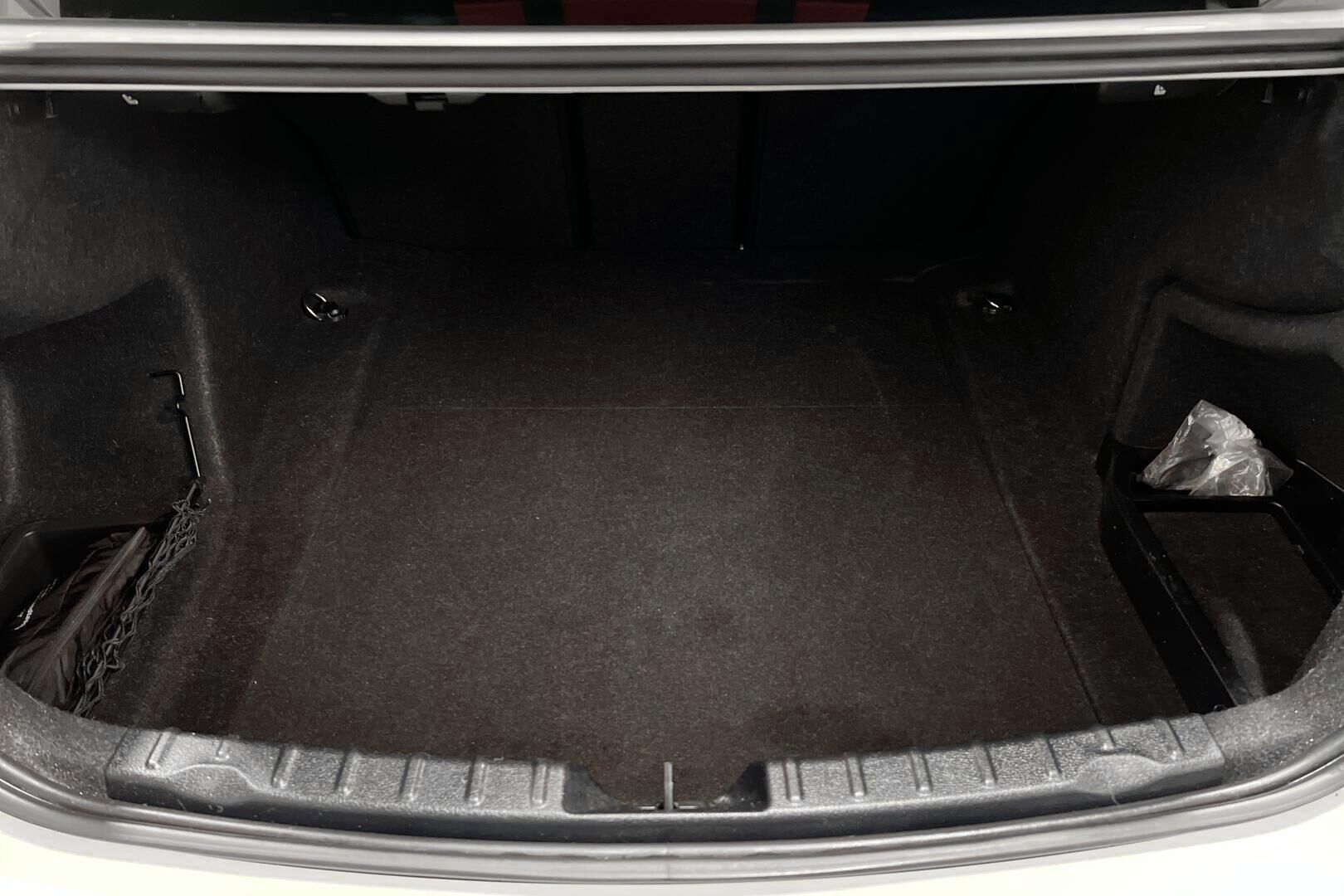 BMW 3-sarja iso kuva 12