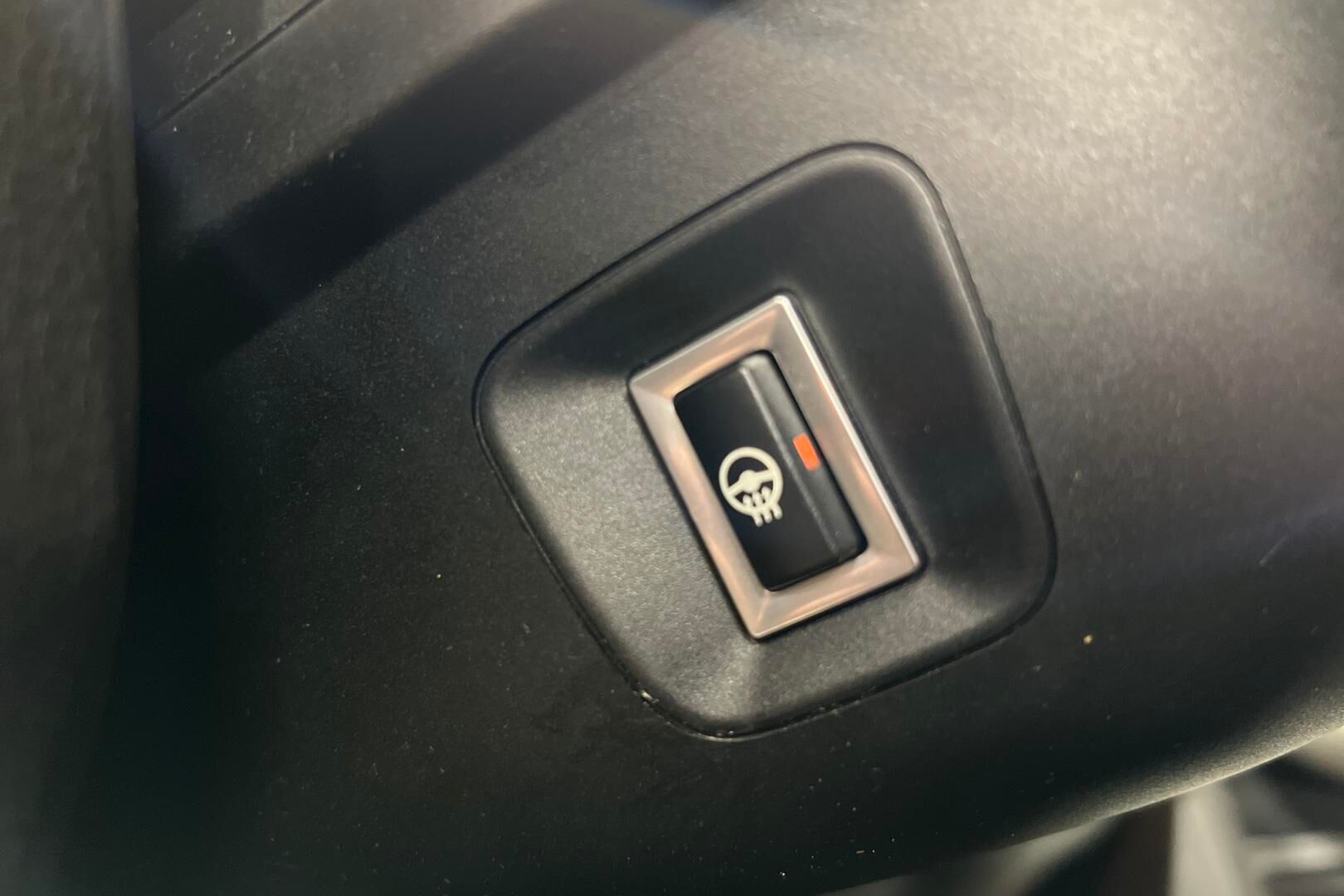 BMW 3-sarja iso kuva 14