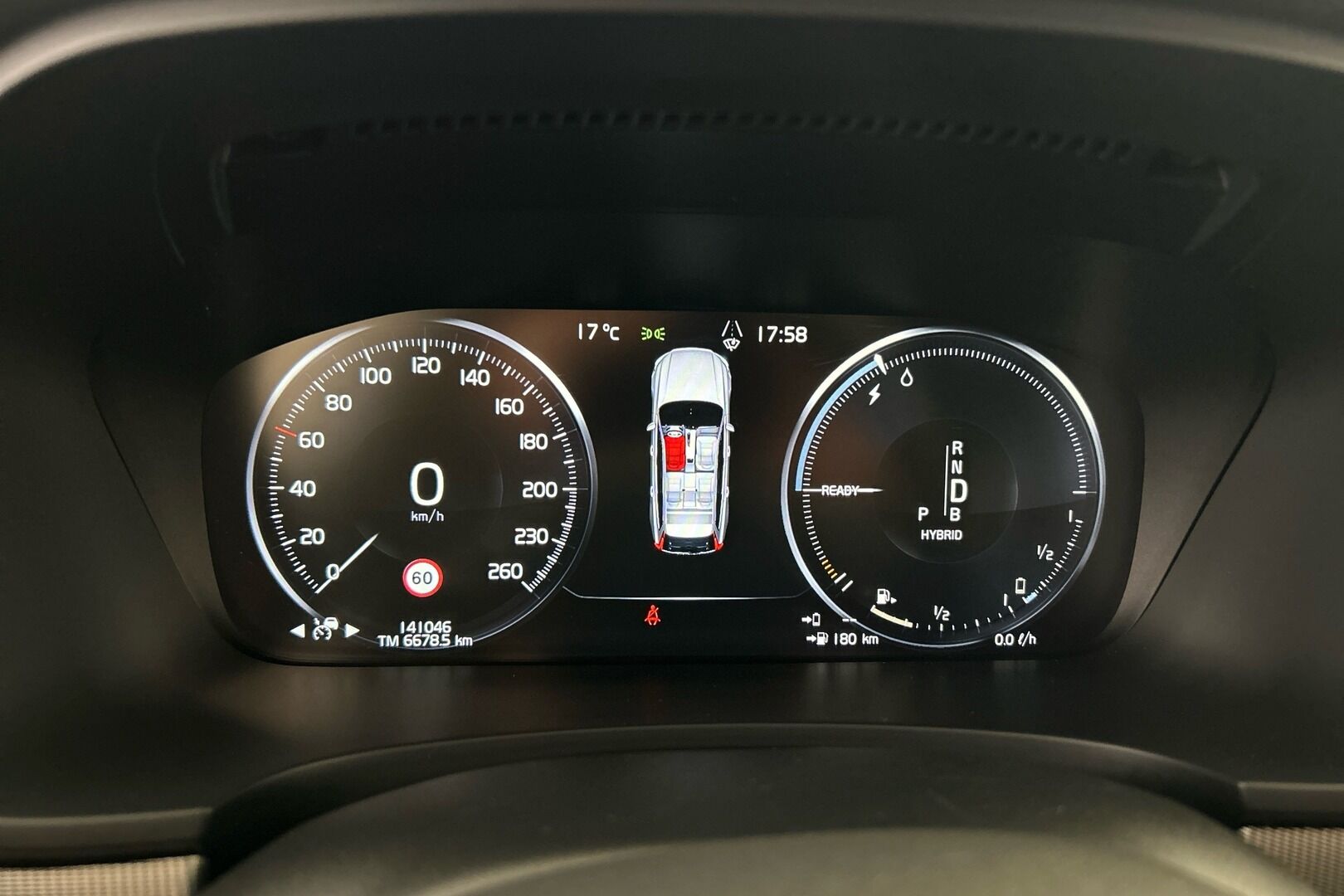 Volvo V90 iso kuva 24