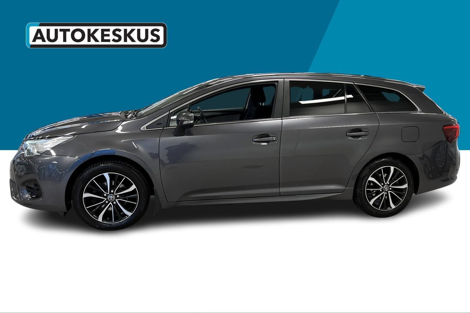 Toyota Avensis iso kuva 8