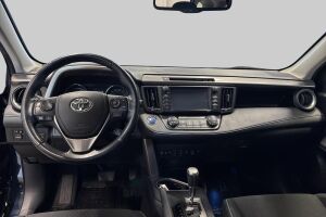 Toyota RAV4 esikatselu 11