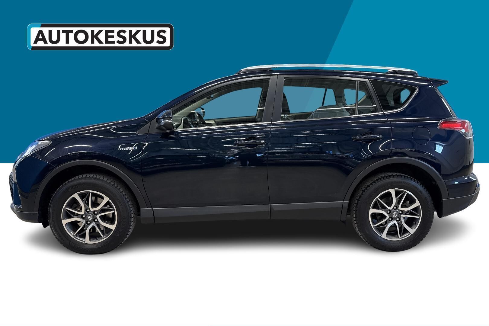 Toyota RAV4 iso kuva 8